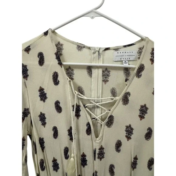 Kendall Kylie Paisley Print Lace Up Romper Cream Navy M - Picture 4 of 6